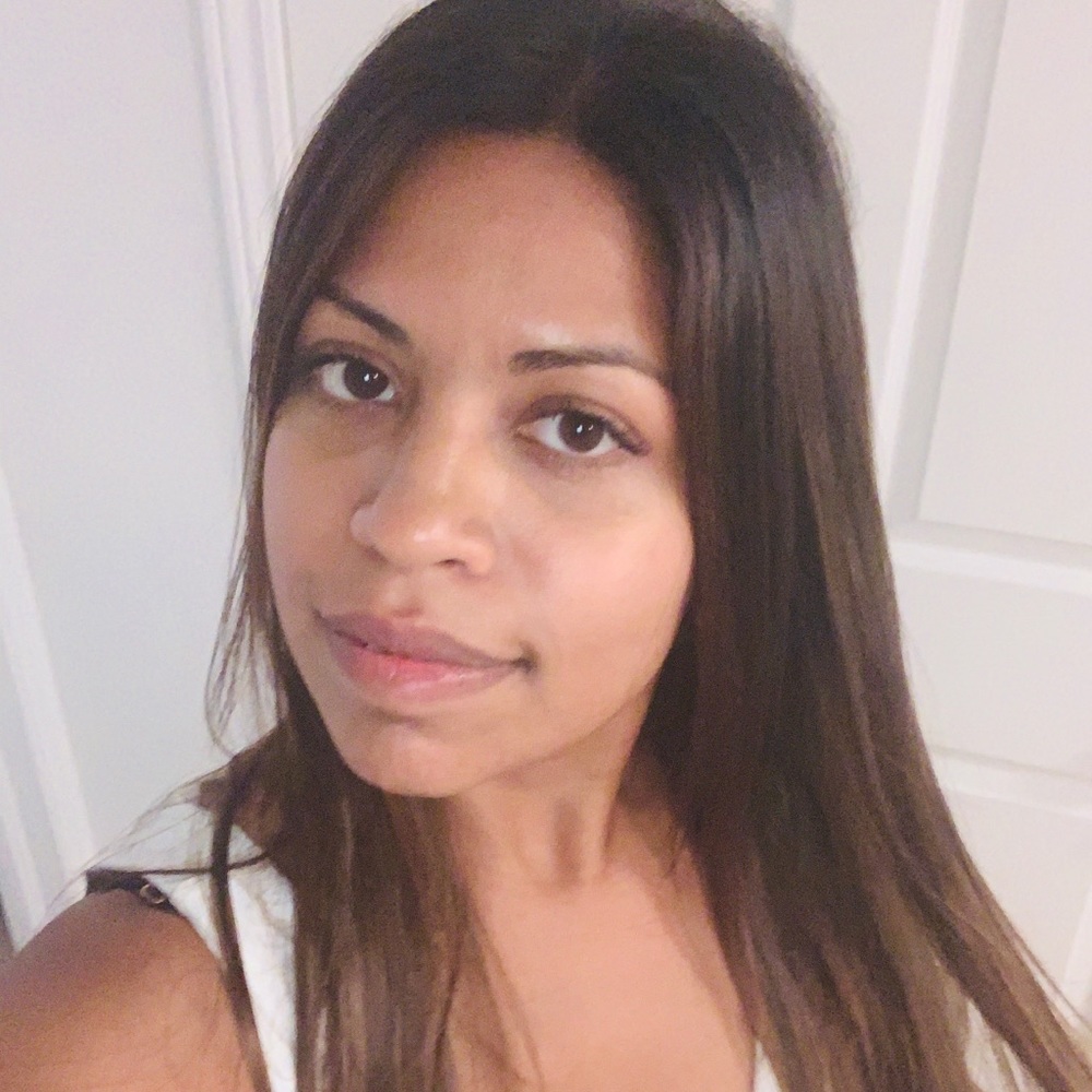 Meet your Posher, Caroline